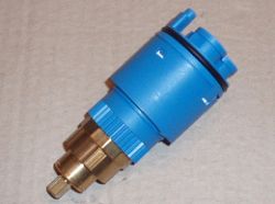Termostatick kartue s reg.prtoku SLU16 - kliknte pro vt nhled